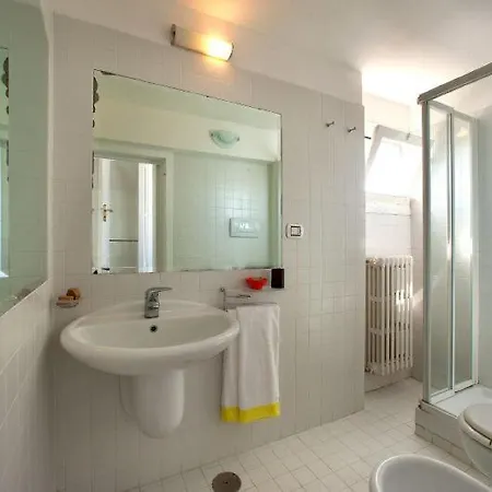Sleeps 14 Pool Air Con Wifi 빌라 *